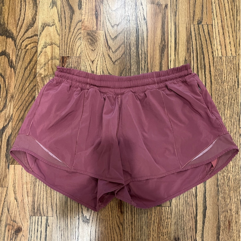 Lululemon Mauve Hotty Hot Shorts